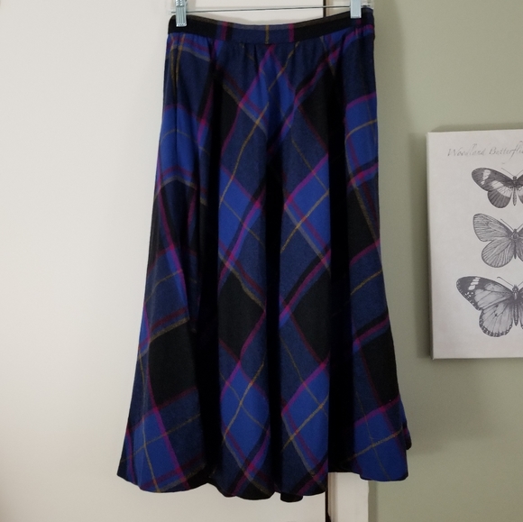 Vintage 60s full plaid midi skirt, pockets, unlined, US S-M, 29" waist